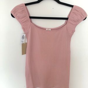 Aritzia Wilfrid Free Halo t shirt